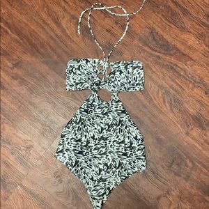 MIKOH one piece size Medium lightly used